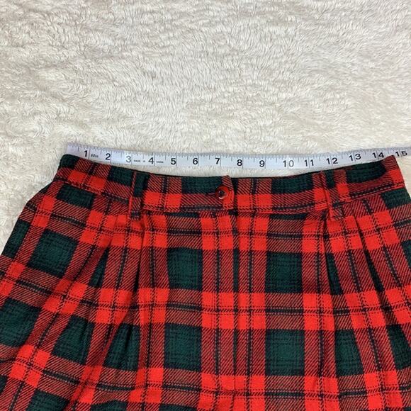 Vintage 90s Sag Harbor plaid wool blend hi rise pleated shorts, 14 - Picture 3 of 9